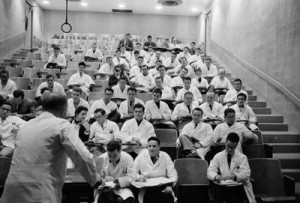 1955-einstein-medical-class